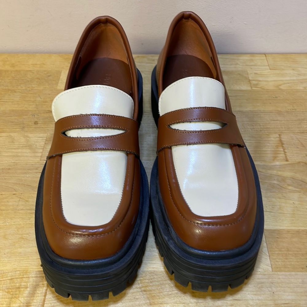 Alohas loafers women’s size 9.5-10